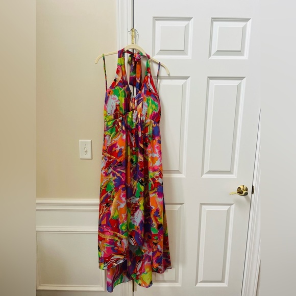 Signature by Robbie Bee Dresses & Skirts - Beautiful like new size 10 colorful long dress by Signature by Robbie Bee